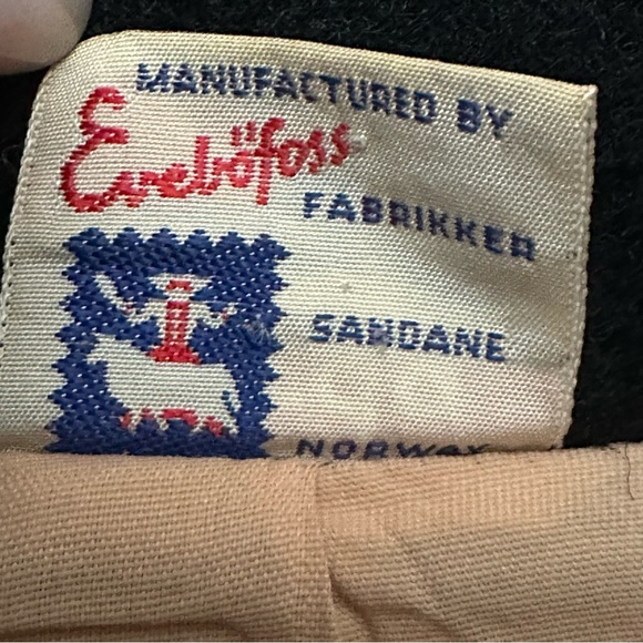 Vintage Wool Coat - Picture 5 of 8